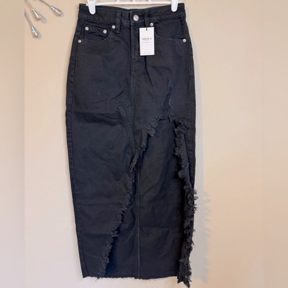BLACK Trendy Frayed Denim Long Pencil Maxi Skirt Size Small NWT